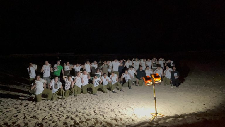 e213d4ba-0abe-4cd7-be89-a4be7737f4bd